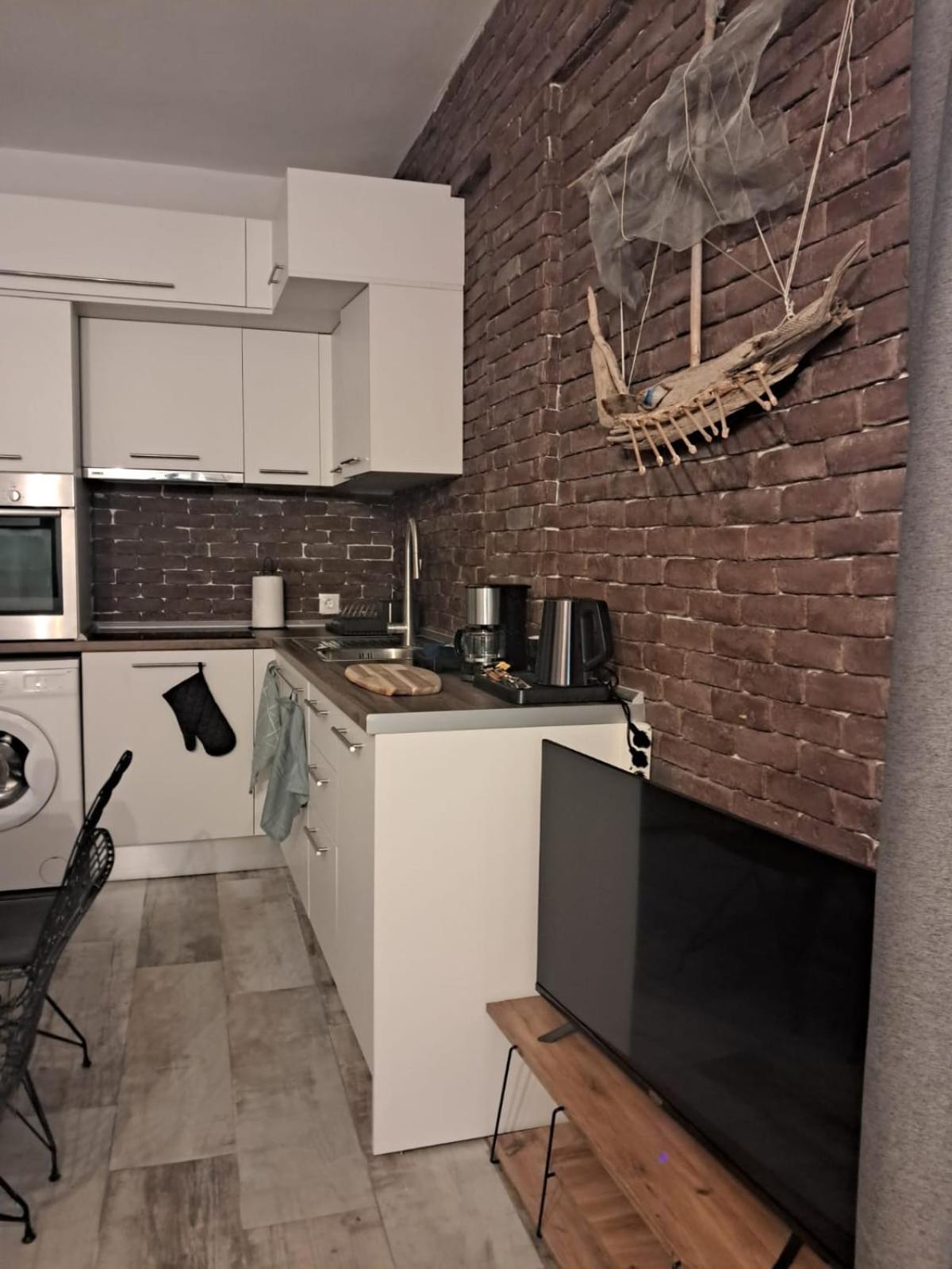 Ellis Apartments Солун Екстериор снимка